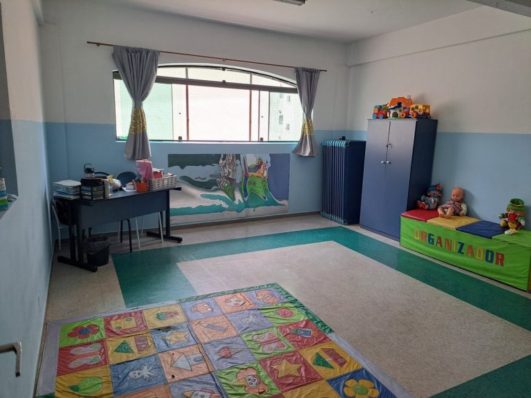 casa-crianca-feliz-03