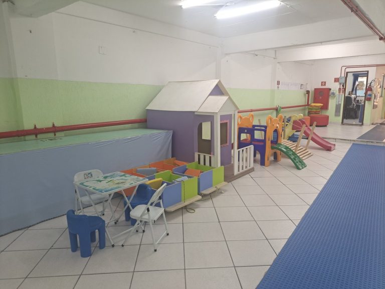 casa-crianca-feliz-11